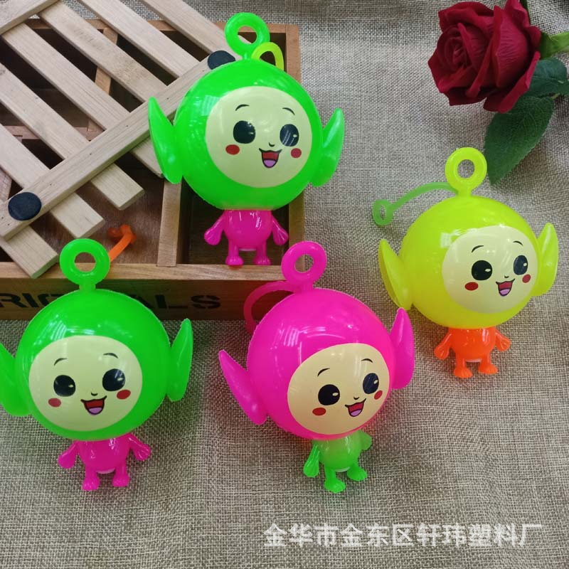 Manufacturers direct light big head baby whistle ball Flash massage ball vent knead knead called street supply Manufacturers direct light big head baby whistle ball Flash massage ball vent knead knead called street supply