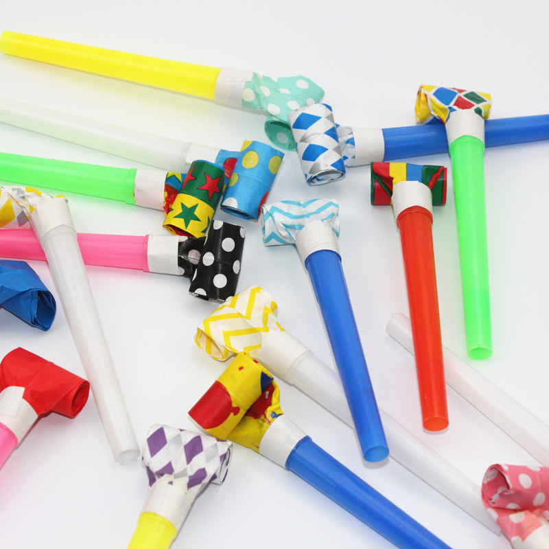 Wholesale Plastic Blowouts Children's Toy Whistle Birthday Party Gathering Atmosphere Cheering Props Speaker Stall Toys Wholesale Plastic Blowouts Children's Toy Whistle Birthday Party Gathering Atmosphere Cheering Props Speaker Stall Toys