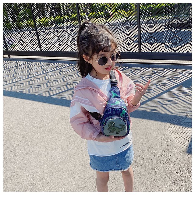 Children's Popular Messenger Bag Fashionable Stylish Waist Bag Boys and Girls Handsome Dinosaur Shoulder Bag Baby Cute Chest Bag Children's Popular Messenger Bag Fashionable Stylish Waist Bag Boys and Girls Handsome Dinosaur Shoulder Bag Baby Cute Chest Bag