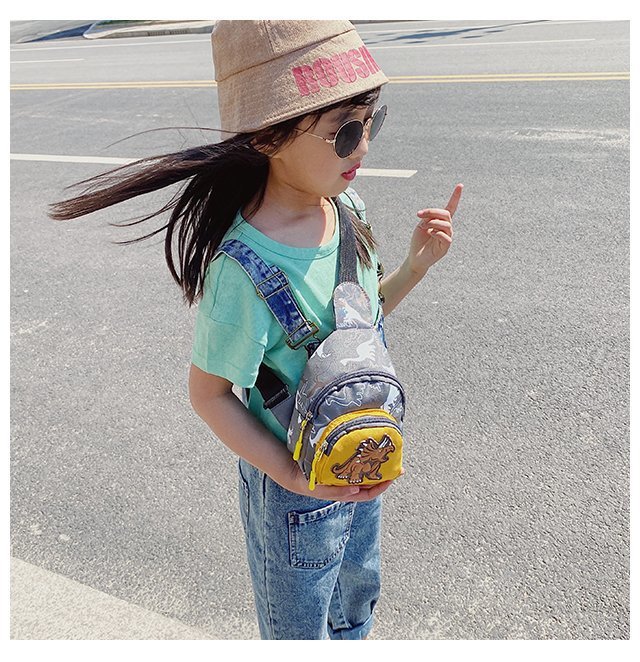 Children's Popular Messenger Bag Fashionable Stylish Waist Bag Boys and Girls Handsome Dinosaur Shoulder Bag Baby Cute Chest Bag Children's Popular Messenger Bag Fashionable Stylish Waist Bag Boys and Girls Handsome Dinosaur Shoulder Bag Baby Cute Chest Bag