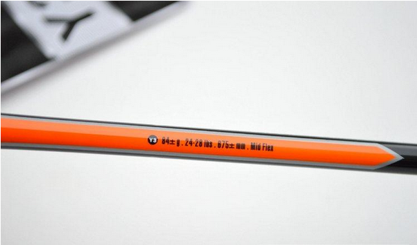 Authentic YY,Y3 razor crack full carbon badminton racket, comprising both offensive and defensive attack-Racquet BLADE500 300 DYNAMIC Authentic YY,Y3 razor crack full carbon badminton racket, comprising both offensive and defensive attack-Racquet BLADE500 300 DYNAMIC
