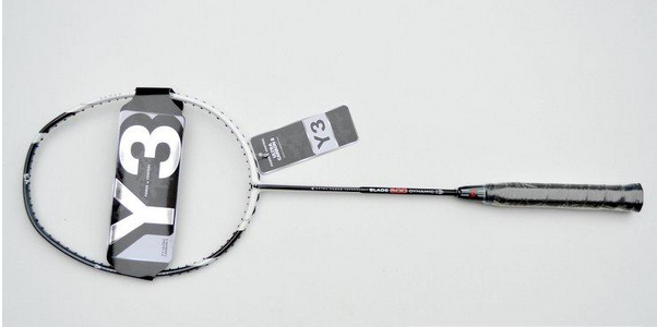 Authentic YY,Y3 razor crack full carbon badminton racket, comprising both offensive and defensive attack-Racquet BLADE500 300 DYNAMIC Authentic YY,Y3 razor crack full carbon badminton racket, comprising both offensive and defensive attack-Racquet BLADE500 300 DYNAMIC