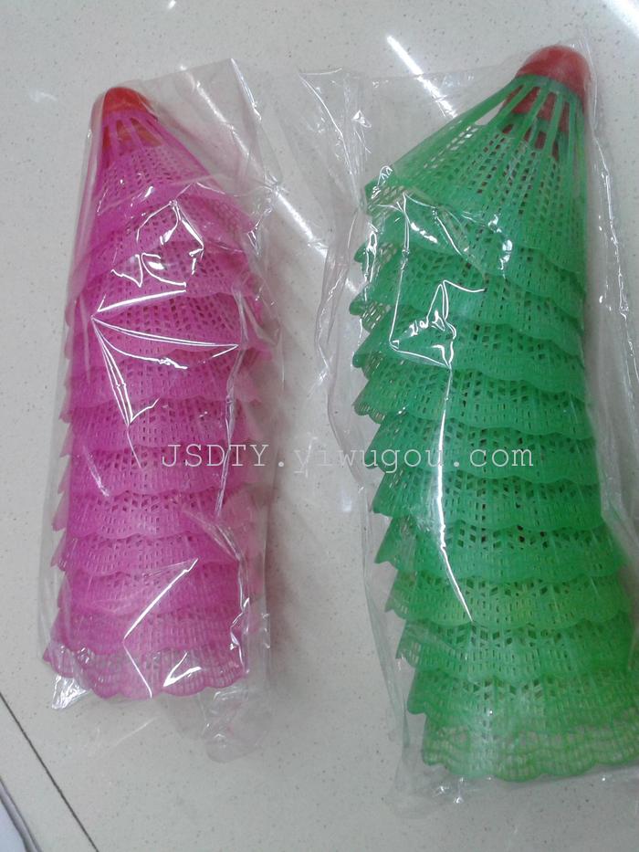 Badminton the number of plastic balls Badminton the number of plastic balls