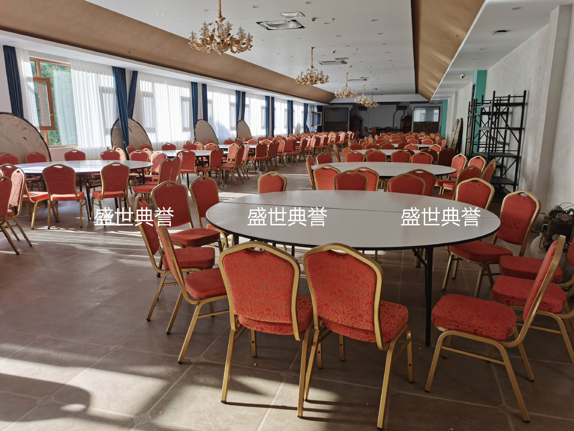 Hangzhou Banquet Center Dining Table and Chair Hotel Banquet Hall Wedding Banquet Folding Chair Conference Steel Chair