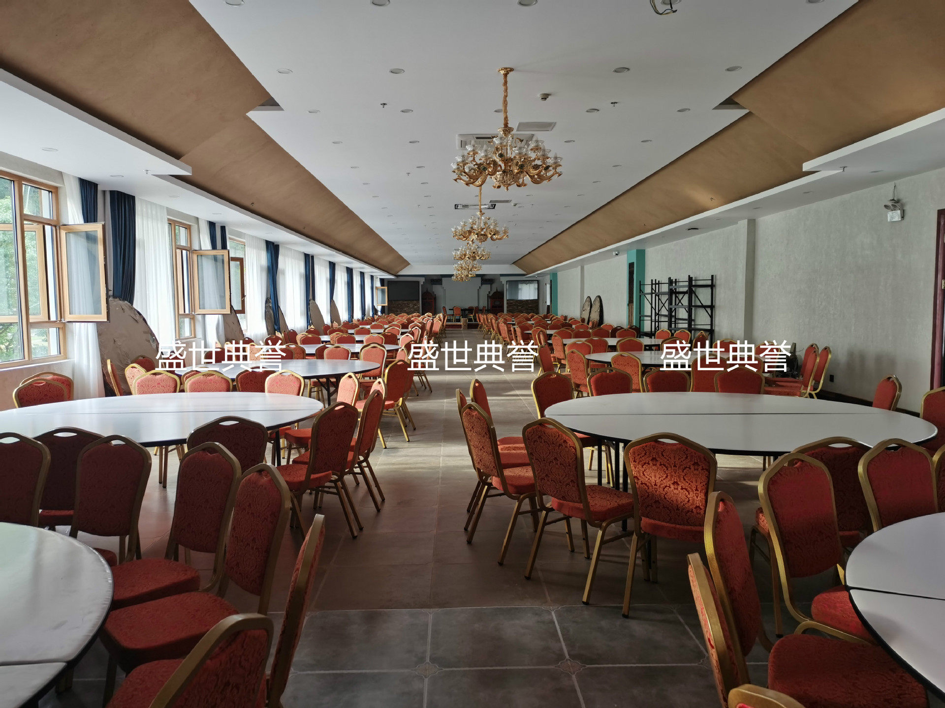Hangzhou Banquet Center Dining Table and Chair Hotel Banquet Hall Wedding Banquet Folding Chair Conference Steel Chair