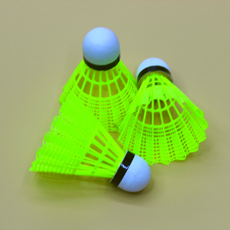 Nylon badminton super resistant to play yellow nylon plastic ball 3 card suction game training and entertainment ball