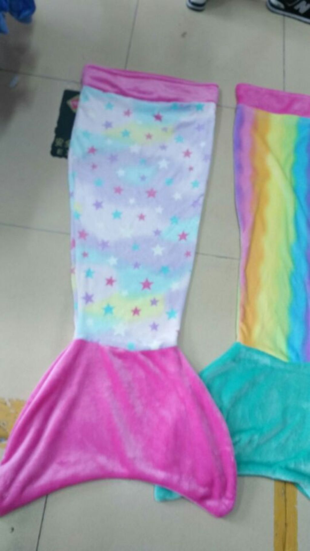 XINGX Rainbow Mermaid Sleeping Bag Flannel Blanket Seaside Camping Rugs XINGX Rainbow Mermaid Sleeping Bag Flannel Blanket Seaside Camping Rugs