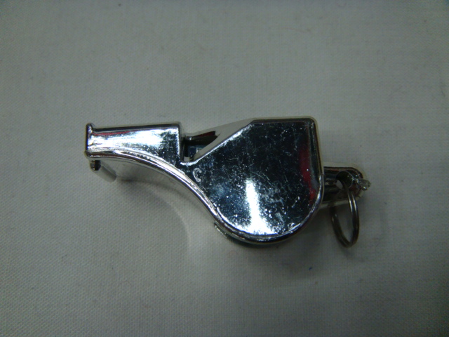 New fashion sport outdoor survival whistle whistle fox80 galvanised high-frequency whistle sporting goods wholesaling New fashion sport outdoor survival whistle whistle fox80 galvanised high-frequency whistle sporting goods wholesaling