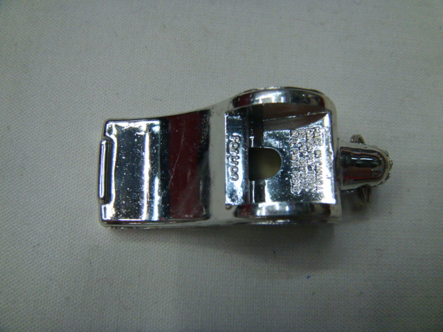 New fashion sport outdoor survival whistle whistle fox80 galvanised high-frequency whistle sporting goods wholesaling New fashion sport outdoor survival whistle whistle fox80 galvanised high-frequency whistle sporting goods wholesaling