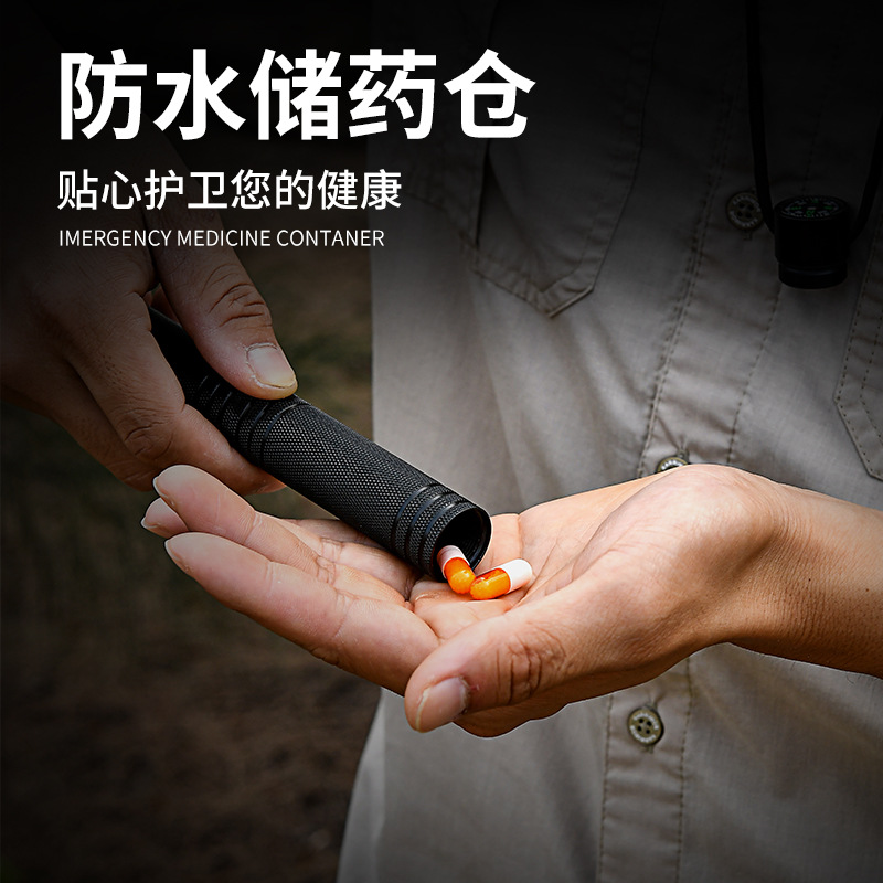 Factory Supply Spot Handsaw Carpenter&#039;s Wood SA Panel Wall Saw Garden Fruit Tree Saw Outdoor Survival Saw with Fire-Making Function