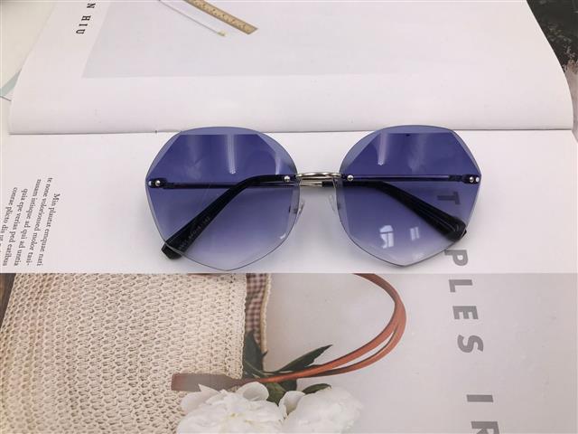 Stylish 2019 new stylish cut edge, ladies metallic, custom uv-proof stylish ladies