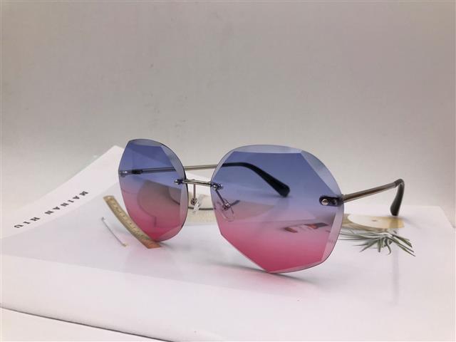 Stylish 2019 new stylish cut edge, ladies metallic, custom uv-proof stylish ladies
