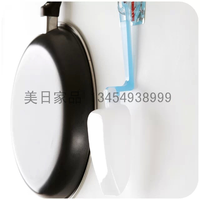 Japan KM 1058 creative kitchen ice scraper shovel shovel food folding kitchen spatula Japan KM 1058 creative kitchen ice scraper shovel shovel food folding kitchen spatula