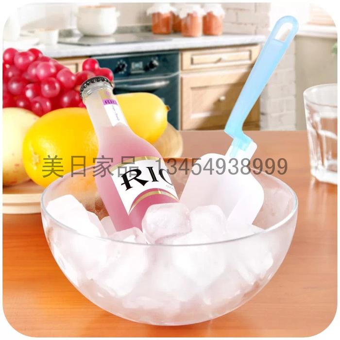 Japan KM 1058 creative kitchen ice scraper shovel shovel food folding kitchen spatula Japan KM 1058 creative kitchen ice scraper shovel shovel food folding kitchen spatula