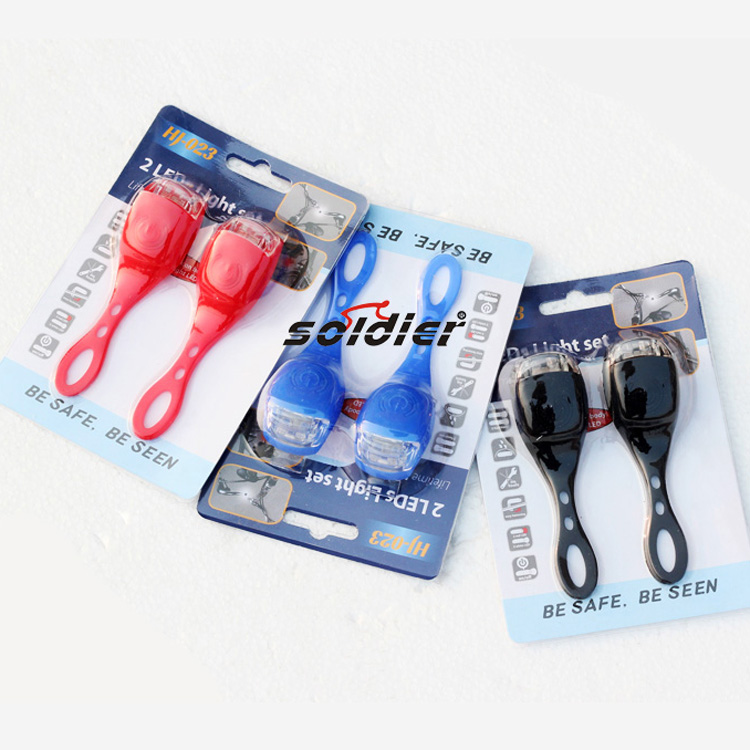 Mountain silicone lamp wind wheel bicycle lamp special two CARDS /023 frog lamp