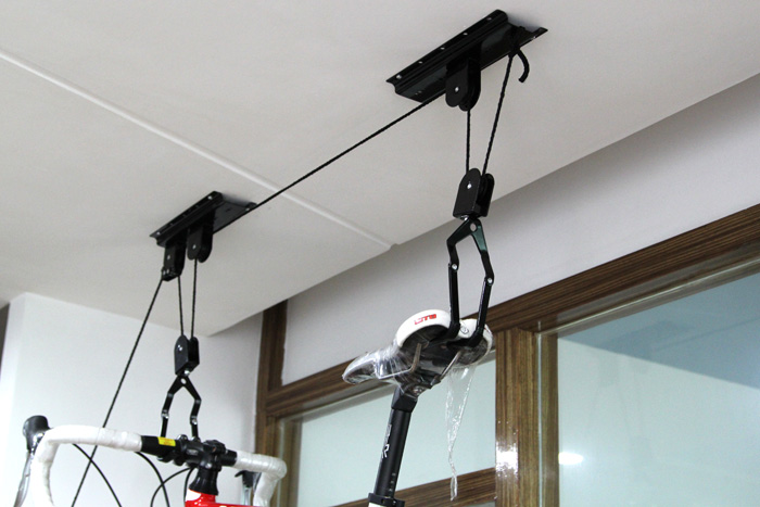 Bicycle hanger, bicycle rack, roof bike hanger Bicycle hanger, bicycle rack, roof bike hanger