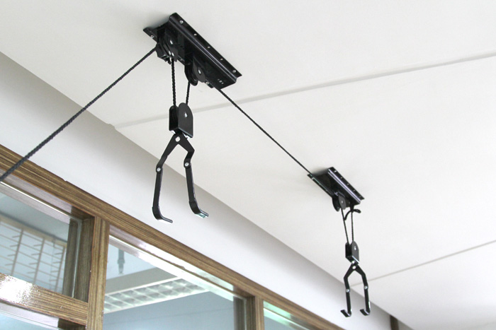 Bicycle hanger, bicycle rack, roof bike hanger Bicycle hanger, bicycle rack, roof bike hanger