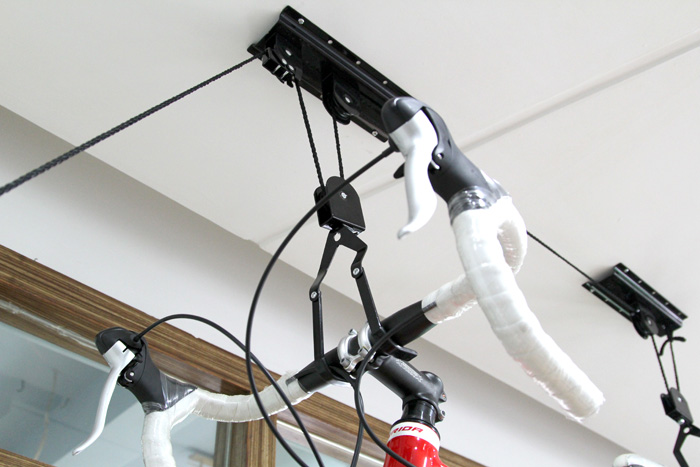 Bicycle hanger, bicycle rack, roof bike hanger Bicycle hanger, bicycle rack, roof bike hanger