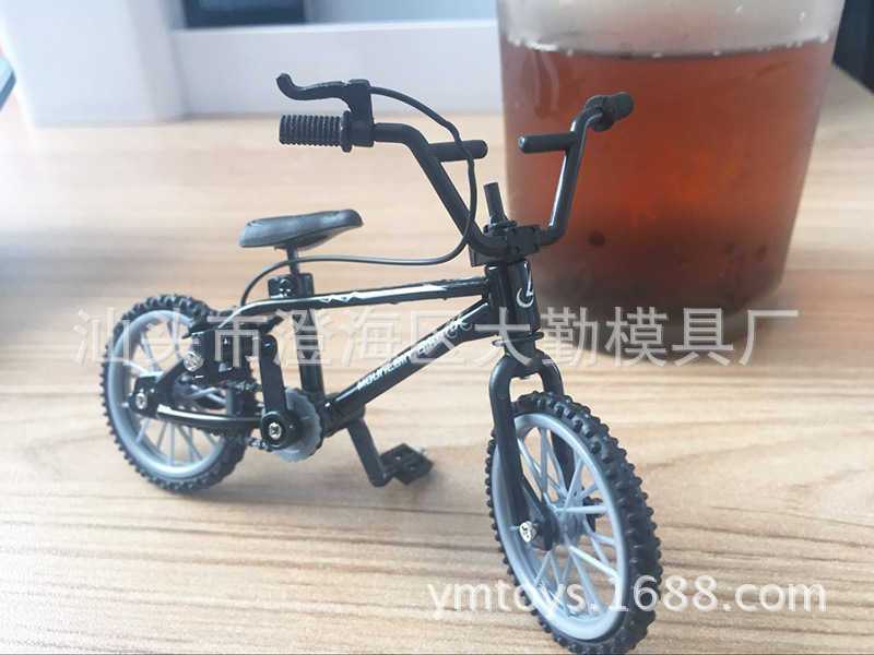 Toy Finger Road Bike Finger Bicycle Motocross Mini Alloy Bicycle Model Double Pole Bicycle Amazon Hot Sale Toy Finger Road Bike Finger Bicycle Motocross Mini Alloy Bicycle Model Double Pole Bicycle Amazon Hot Sale