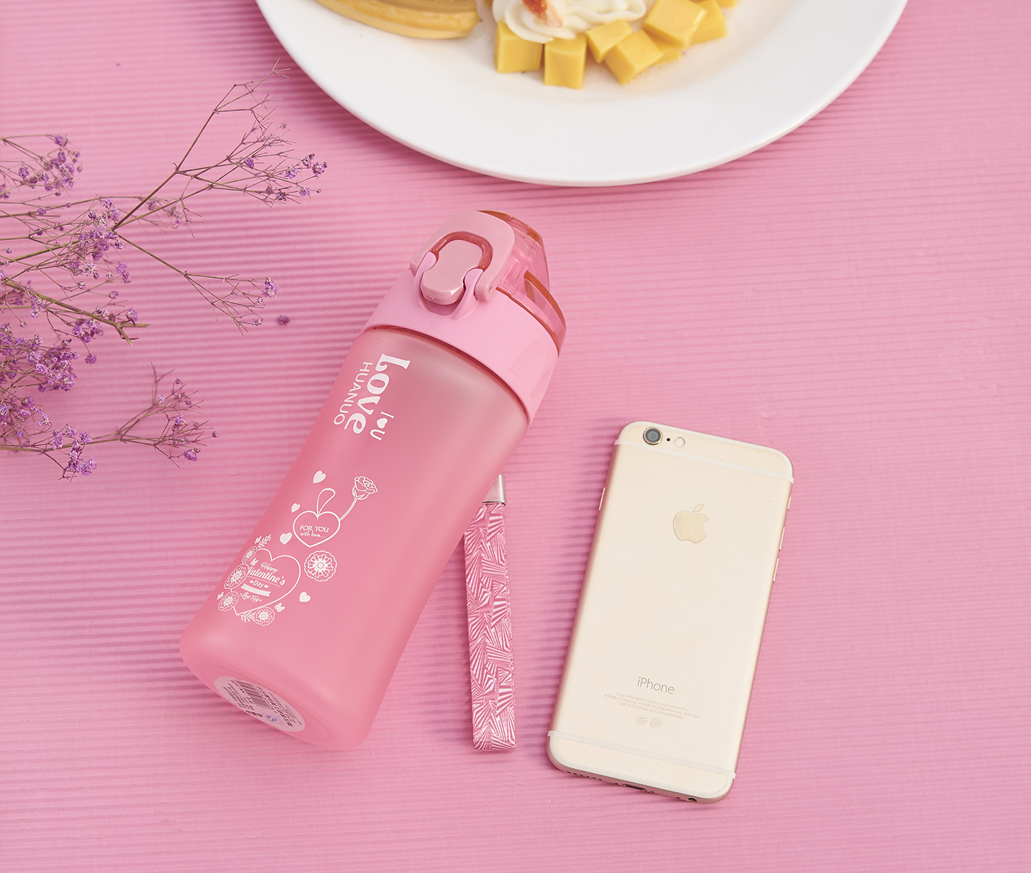 Outdoor space cup 450ML plastic portable cover love sea sports cup Outdoor space cup 450ML plastic portable cover love sea sports cup
