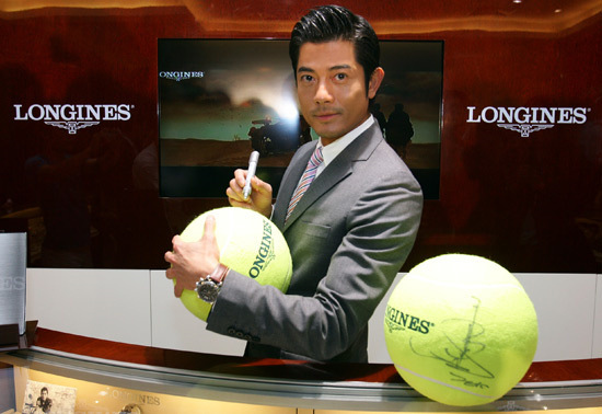 Manufacturer's direct-selling inflatable signature ball big tennis ball 5-inch 12.7cm pet advertising collection LOGO Manufacturer's direct-selling inflatable signature ball big tennis ball 5-inch 12.7cm pet advertising collection LOGO