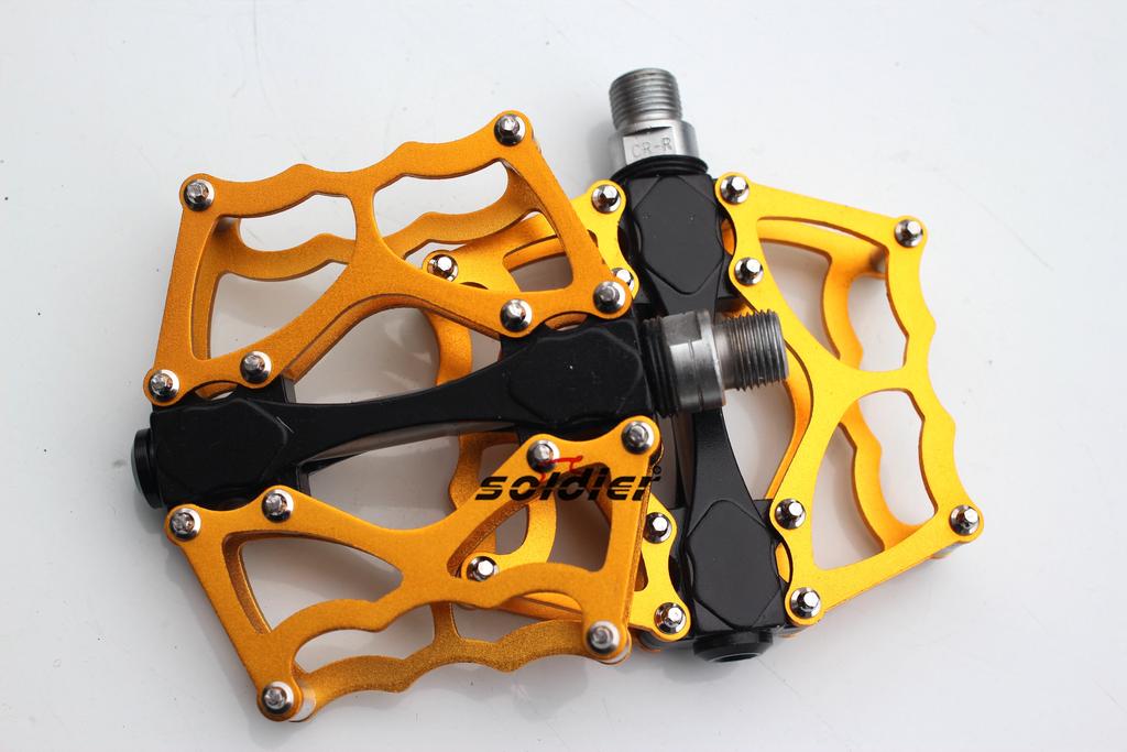Bicycle pedal/aluminum super light mountain bike bearings/new s43-10 exposed shaft foot