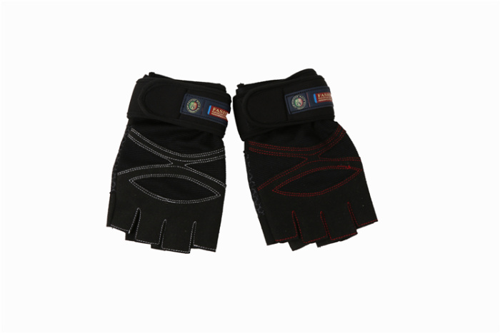 Car Rider Half-Finger Fitness Gloves. Wear-Resistant Non-Slip Outdoor Riding Gloves.