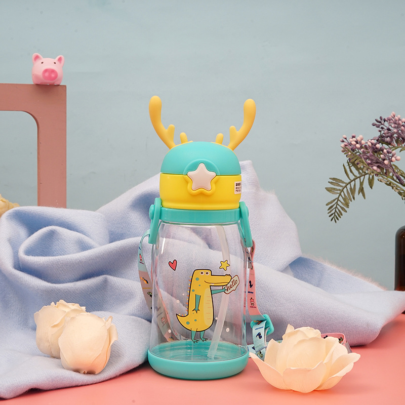 Antlers Children's Plastic Cup Outdoor Portable Lanyard Strap Sports Cup Fashion Cartoon Straw Cup Festival Gift Cup Antlers Children's Plastic Cup Outdoor Portable Lanyard Strap Sports Cup Fashion Cartoon Straw Cup Festival Gift Cup