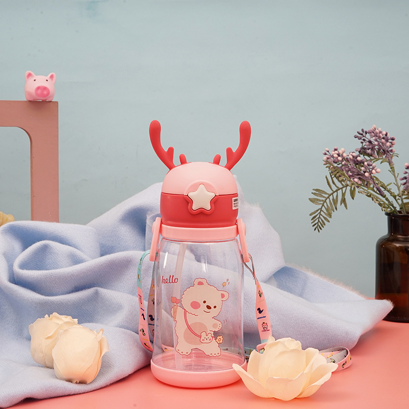 Antlers Children's Plastic Cup Outdoor Portable Lanyard Strap Sports Cup Fashion Cartoon Straw Cup Festival Gift Cup Antlers Children's Plastic Cup Outdoor Portable Lanyard Strap Sports Cup Fashion Cartoon Straw Cup Festival Gift Cup