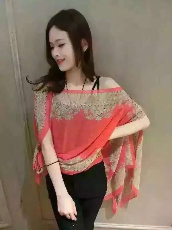 Pearl buckle shawl beach towel vintage beach shawl chiffon radiant clothing multi-color supply manufacturers direct wholesale Pearl buckle shawl beach towel vintage beach shawl chiffon radiant clothing multi-color supply manufacturers direct wholesale