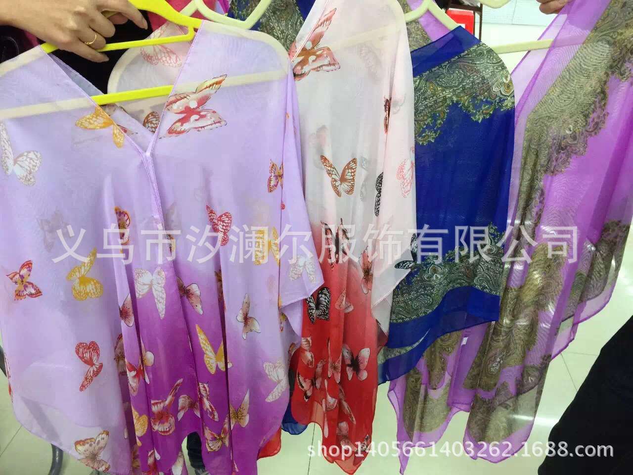 Pearl buckle shawl beach towel vintage beach shawl chiffon radiant clothing multi-color supply manufacturers direct wholesale Pearl buckle shawl beach towel vintage beach shawl chiffon radiant clothing multi-color supply manufacturers direct wholesale