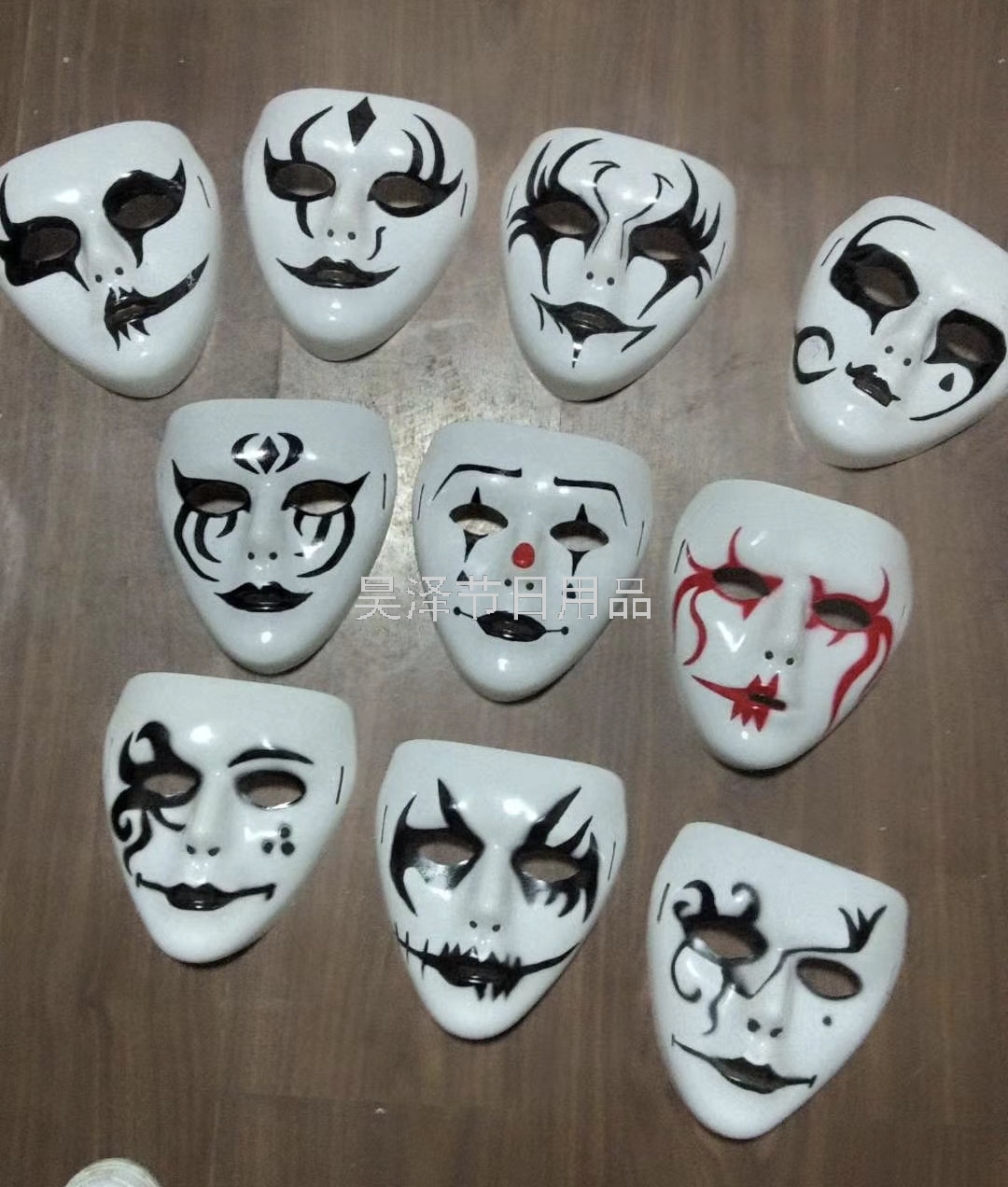 Clown Hand-Painted Mask Anime Cos Face Painting Thousand-Change Two-Dimensional Pattern Ball Ghost Face Mask Comic Show Props Clown Hand-Painted Mask Anime Cos Face Painting Thousand-Change Two-Dimensional Pattern Ball Ghost Face Mask Comic Show Props