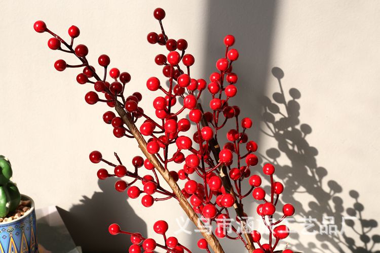 Simulation Single Hollyberry Christmas Flower Arrangement Accessories Wedding Scene Matching Creative Red Fire Single Branch Flower Foam Chinese Hawthorn Simulation Single Hollyberry Christmas Flower Arrangement Accessories Wedding Scene Matching Creative Red Fire Single Branch Flower Foam Chinese Hawthorn