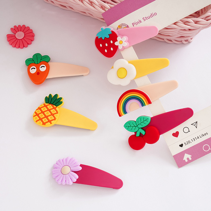 Cute Cartoon PVC Soft Glue Patch Handmade DIY Decorative Sticker Phone Case Hairpin Decoration Can Be Graphic Customization Cute Cartoon PVC Soft Glue Patch Handmade DIY Decorative Sticker Phone Case Hairpin Decoration Can Be Graphic Customization
