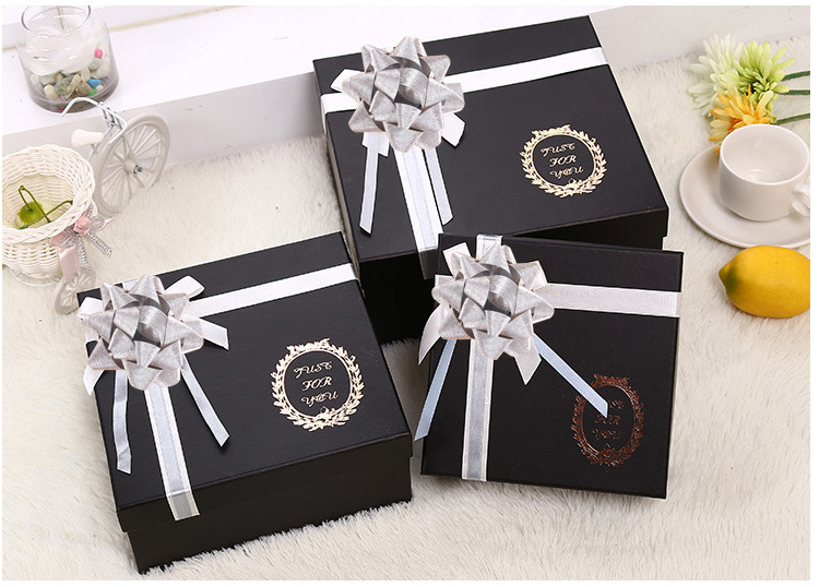 Star flower gold gift flower Christmas gift box Korean custom ribbon packaging comes with plastic Star flower gold gift flower Christmas gift box Korean custom ribbon packaging comes with plastic