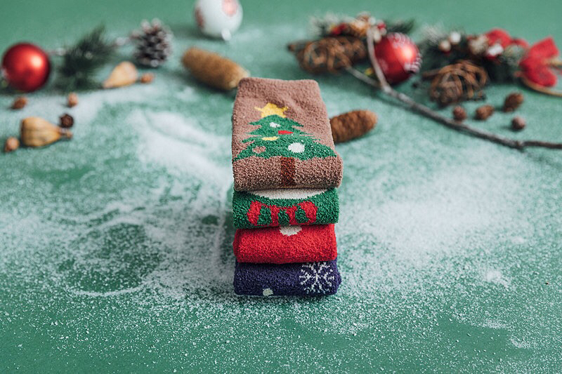 Winter New Velvet Christmas Socks Coral Fleece Casual Straight Cartoon 4 Pairs of Christmas Socks Terry Sock Gift Box Wholesale Winter New Velvet Christmas Socks Coral Fleece Casual Straight Cartoon 4 Pairs of Christmas Socks Terry Sock Gift Box Wholesale