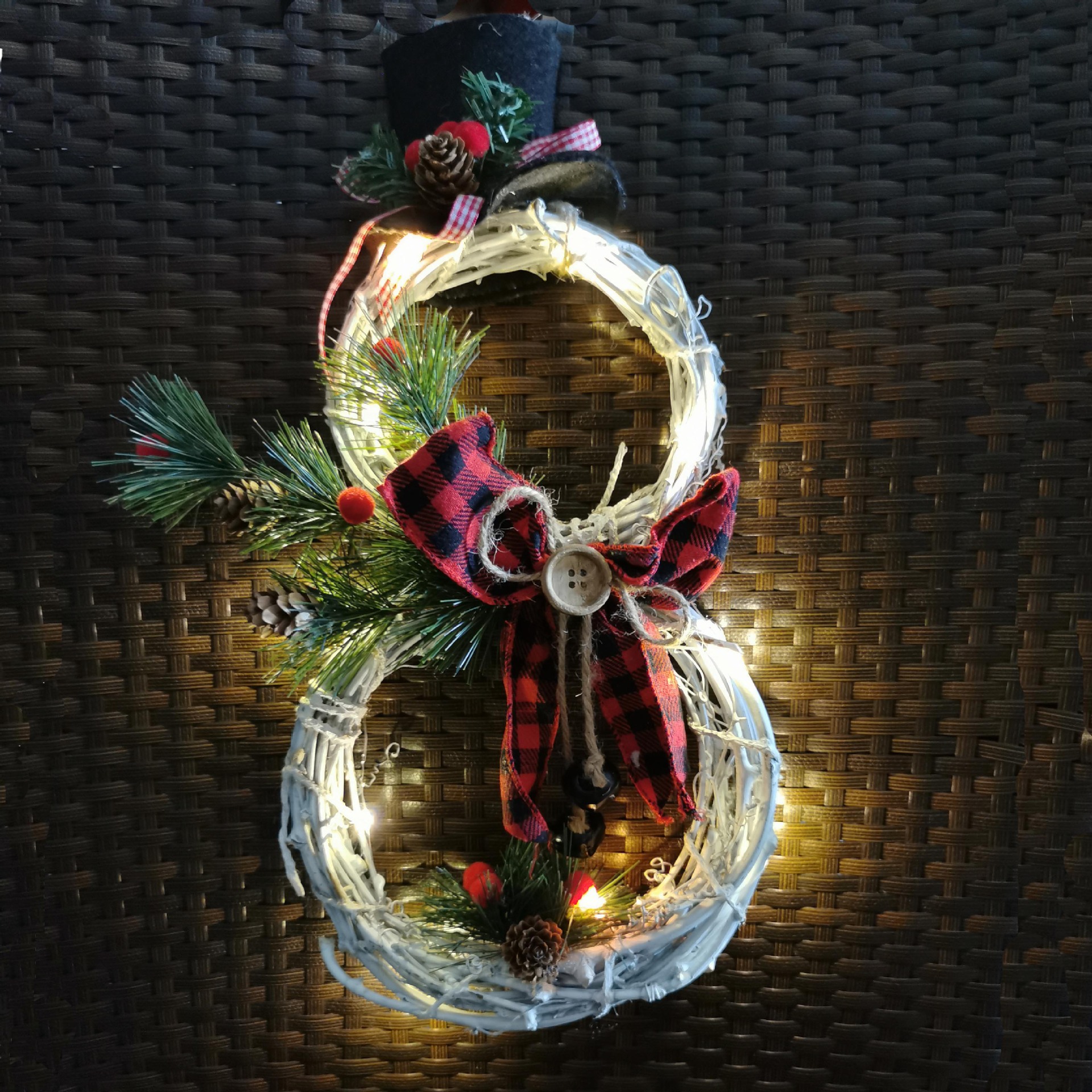 2021 Christmas Pendant Christmas Vine Ring Christmas Garland with Lights Christmas Tree Home Decoration Pendant Props