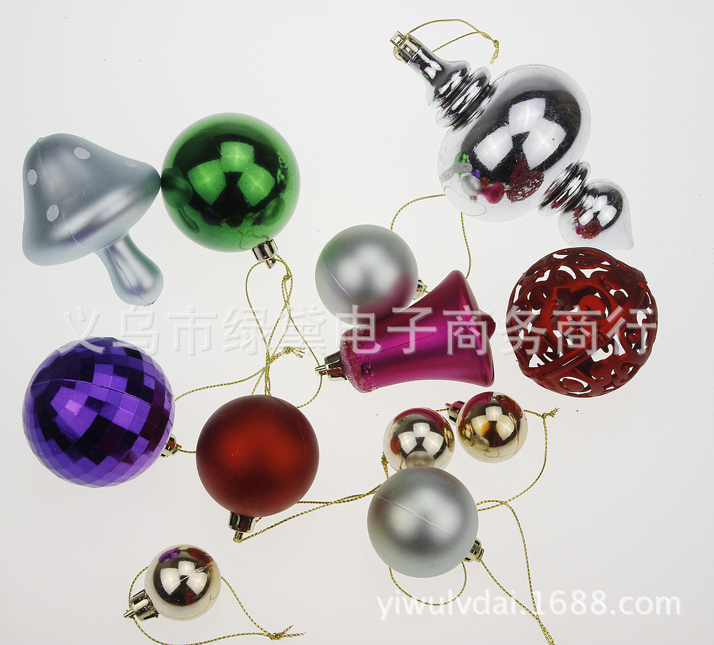 Christmas Ball Set 4cm Christmas Ball 16PCs Currently Available Electroplating Ball Christmas Tree Decorative Ball Christmas Ball Set 4cm Christmas Ball 16PCs Currently Available Electroplating Ball Christmas Tree Decorative Ball