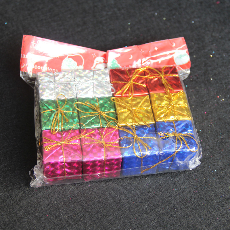 Wholesale Christmas Festival Decoration Dress Up Supplies Small Gift Bag Christmas Tree Hanging Piece Pendant Venue Scene Setting Props Wholesale Christmas Festival Decoration Dress Up Supplies Small Gift Bag Christmas Tree Hanging Piece Pendant Venue Scene Setting Props