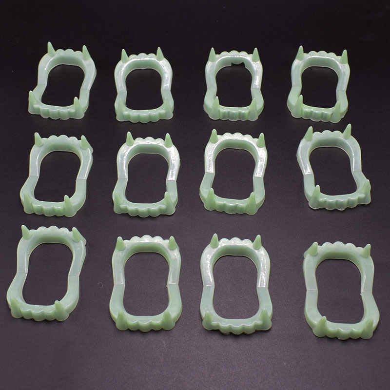 April Fool's Day Whole Body Toy Halloween Props Supplies Horror Vampire Luminous Dentures Scare Toys April Fool's Day Whole Body Toy Halloween Props Supplies Horror Vampire Luminous Dentures Scare Toys