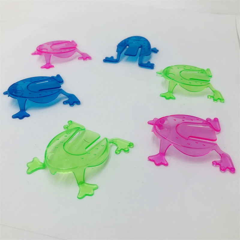 Plastic popping frogs, trumpet frogs, children&#039;s children educational toys gifts and gifts wholesale street stalls