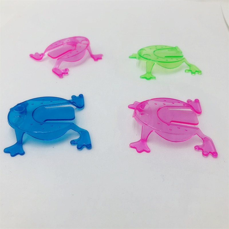 Plastic popping frogs, trumpet frogs, children&#039;s children educational toys gifts and gifts wholesale street stalls