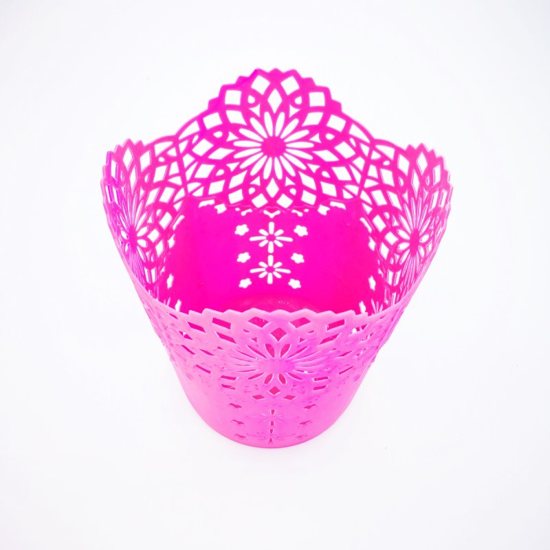 Hollow Pattern Suitable for Small Gifts Pastoral Style Desktop Plastic Trumpet Storage Pen Holder Hollow Pattern Suitable for Small Gifts Pastoral Style Desktop Plastic Trumpet Storage Pen Holder