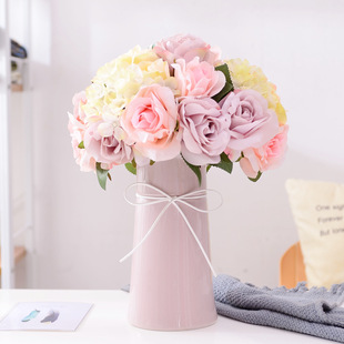 Production of wholesale mini-floret Vase Nordic art small fresh home decoration flower three-piece set of trumpet Production of wholesale mini-floret Vase Nordic art small fresh home decoration flower three-piece set of trumpet