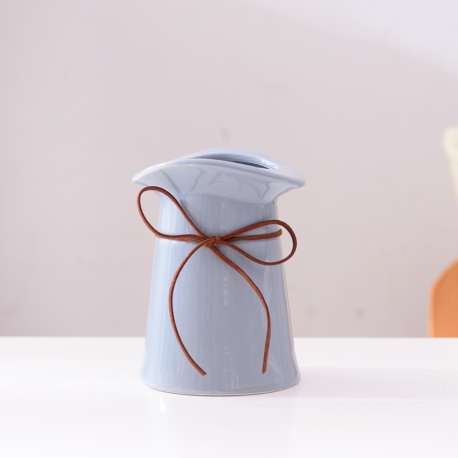 Production of wholesale mini-floret Vase Nordic art small fresh home decoration flower three-piece set of trumpet Production of wholesale mini-floret Vase Nordic art small fresh home decoration flower three-piece set of trumpet