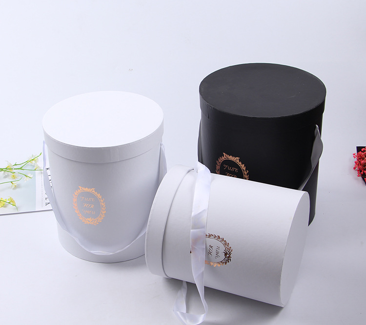Flower box gift box three-piece set of flowers box candy box cosmetic box gift box customized Flower box gift box three-piece set of flowers box candy box cosmetic box gift box customized