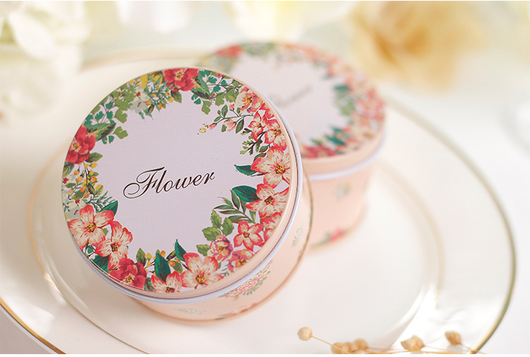Creative candy box European marriage 75 round tinplate baby full moon hi egg candy box festive supplies Creative candy box European marriage 75 round tinplate baby full moon hi egg candy box festive supplies