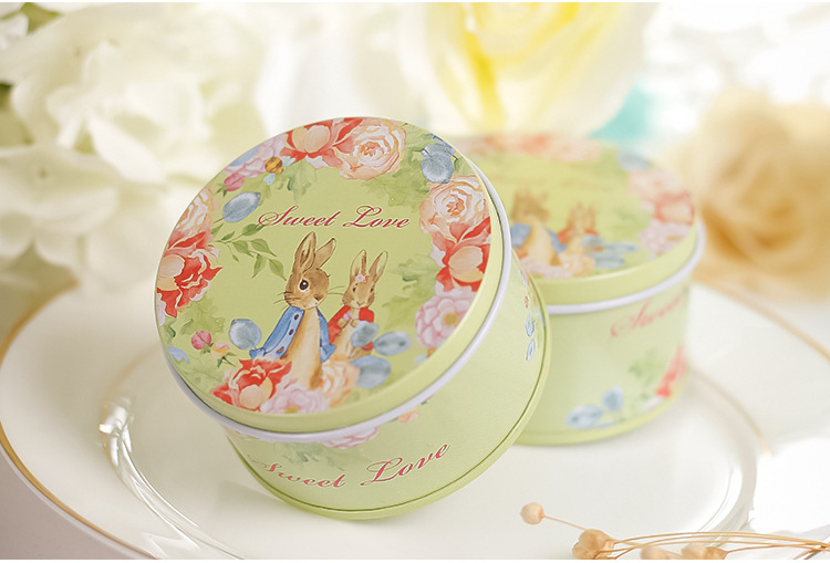 Creative candy box European marriage 75 round tinplate baby full moon hi egg candy box festive supplies Creative candy box European marriage 75 round tinplate baby full moon hi egg candy box festive supplies