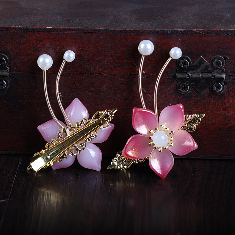 Colored Glaze Iron Clamp Sweet Handmade Small Flowers Hairpin Children's Performance Headdress Clip Antique Hair Accessories Spot Amazon Colored Glaze Iron Clamp Sweet Handmade Small Flowers Hairpin Children's Performance Headdress Clip Antique Hair Accessories Spot Amazon