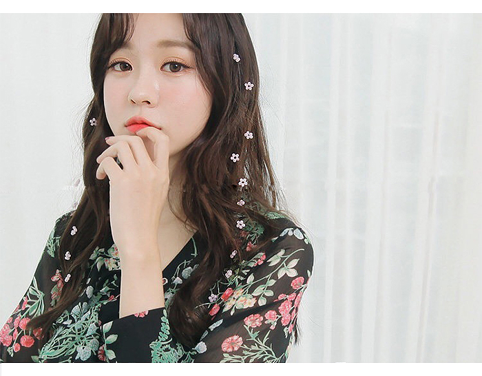 Korean Super Fairy Crystal Flowers Hair Comb Long Hair Decorative Headdress Fresh Invisible Streamer Hair Clips Hair Accessories Spring and Summer Korean Super Fairy Crystal Flowers Hair Comb Long Hair Decorative Headdress Fresh Invisible Streamer Hair Clips Hair Accessories Spring and Summer